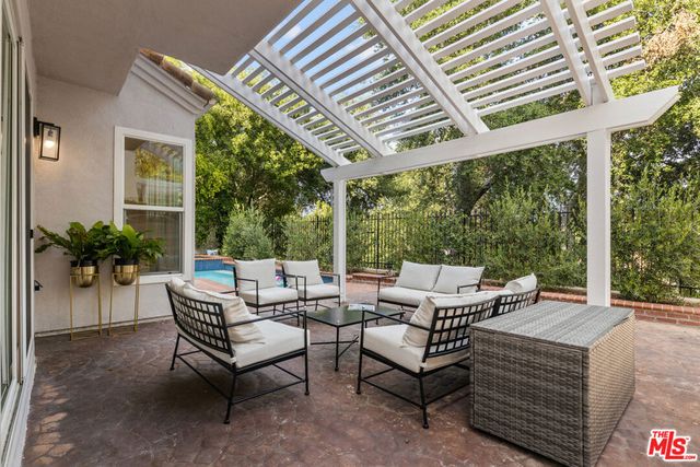 4370 Park Monte Nord, Calabasas, CA 91302