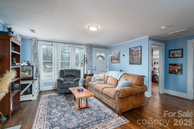 1063 W Hwy 150 Highway, Lincolnton, NC 28092