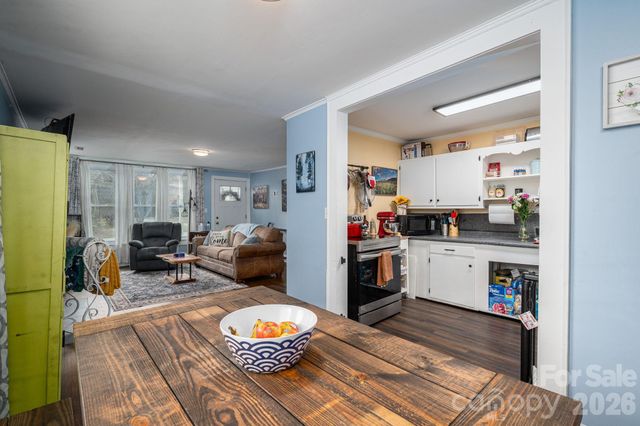 1063 W Hwy 150 Highway, Lincolnton, NC 28092