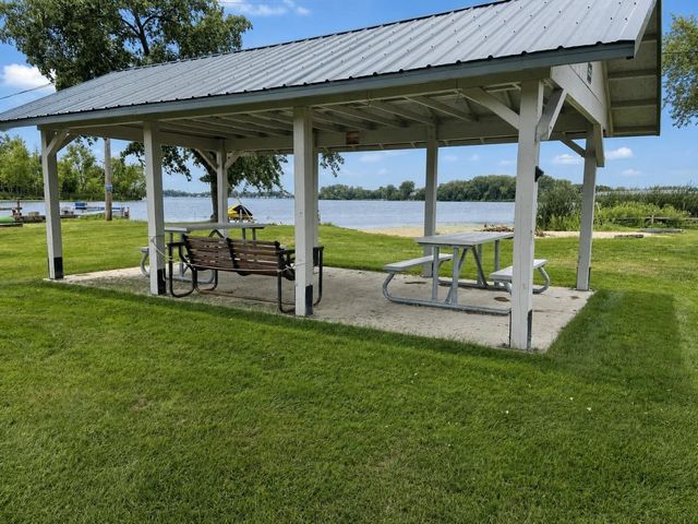 42161 N 1st Avenue, Antioch, IL 60002