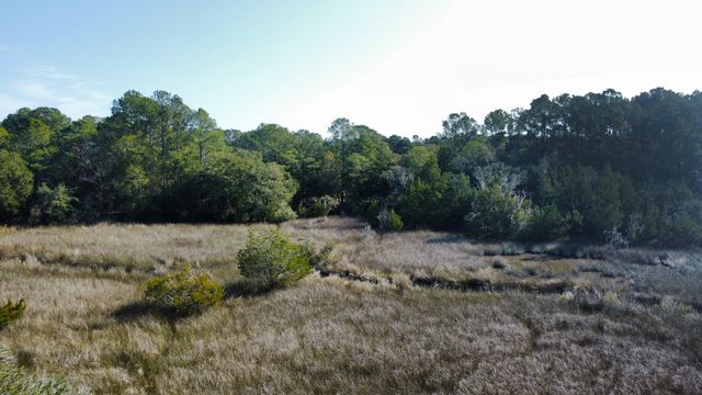 3733 N Highway 17 Highway Tract 2, Mcclellanville, SC 29458