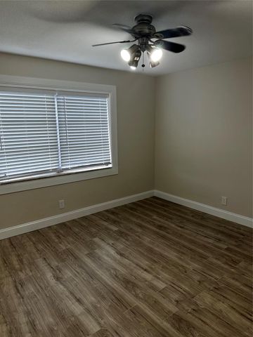 941 CRYSTAL LAKE DR 201, Deerfield Beach, FL 33064