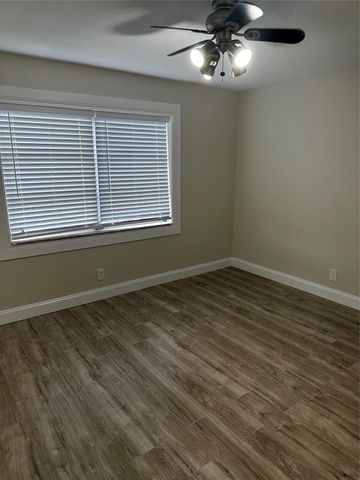941 CRYSTAL LAKE DR 201, Deerfield Beach, FL 33064