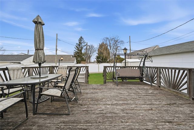 22 Randal Drive, Bethpage, NY 11714