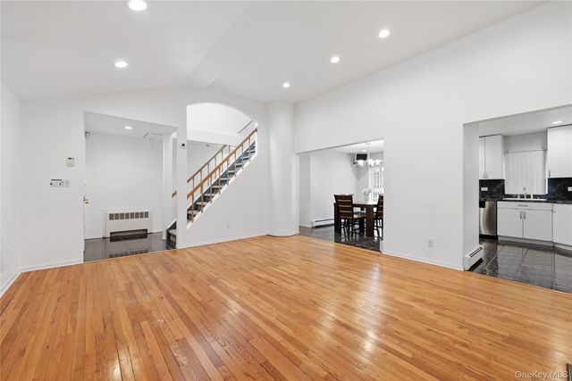 22 Randal Drive, Bethpage, NY 11714