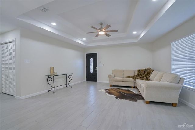 5300 N 15th Street 1, Mcallen, TX 78504