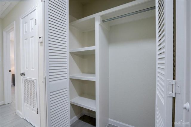 5300 N 15th Street 1, Mcallen, TX 78504