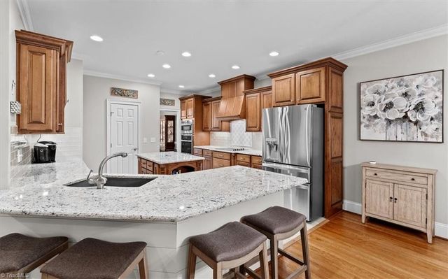 609 Nickel Creek Court, Kernersville, NC 27284