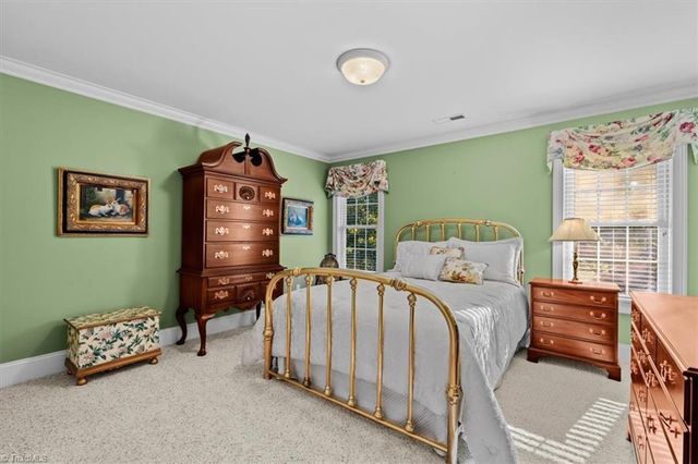 609 Nickel Creek Court, Kernersville, NC 27284