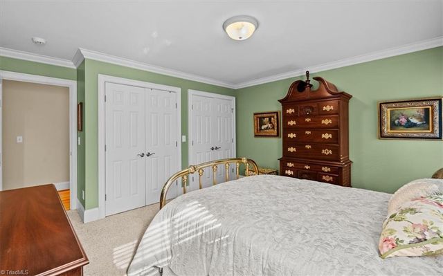 609 Nickel Creek Court, Kernersville, NC 27284