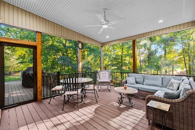 609 Nickel Creek Court, Kernersville, NC 27284