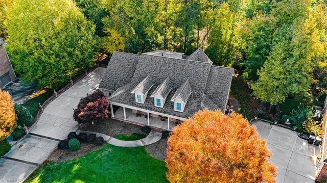 609 Nickel Creek Court, Kernersville, NC 27284