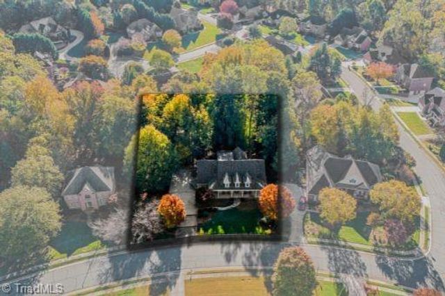 609 Nickel Creek Court, Kernersville, NC 27284