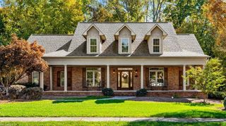 609 Nickel Creek Court, Kernersville, NC 27284