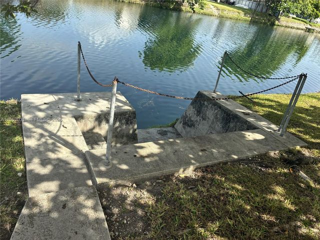 19120 Bel Aire Dr, Cutler Bay, FL 33157