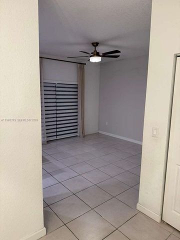 20773 NE 5th Ct, Miami, FL 33179