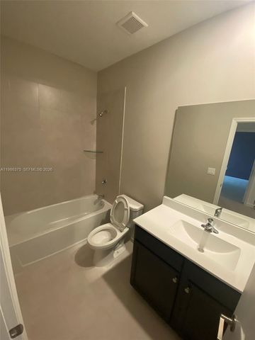 20773 NE 5th Ct, Miami, FL 33179