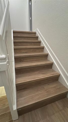 20773 NE 5th Ct, Miami, FL 33179