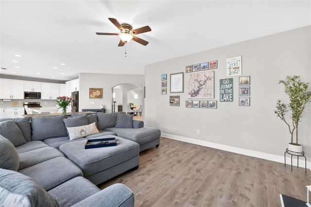 7899 Brass Lantern Drive, Flowery Branch, GA 30542