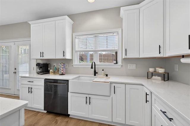 7899 Brass Lantern Drive, Flowery Branch, GA 30542