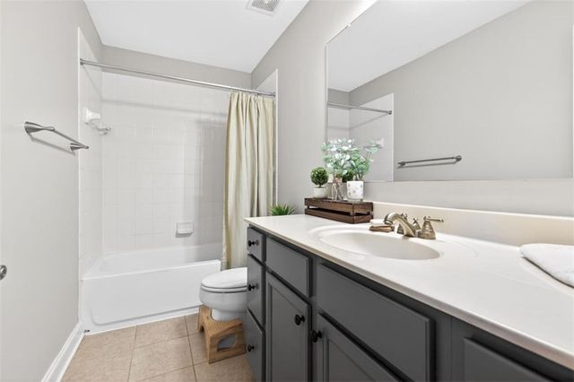 7899 Brass Lantern Drive, Flowery Branch, GA 30542