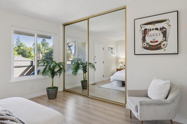 1544 San Antonio Street, Menlo Park, CA 94025