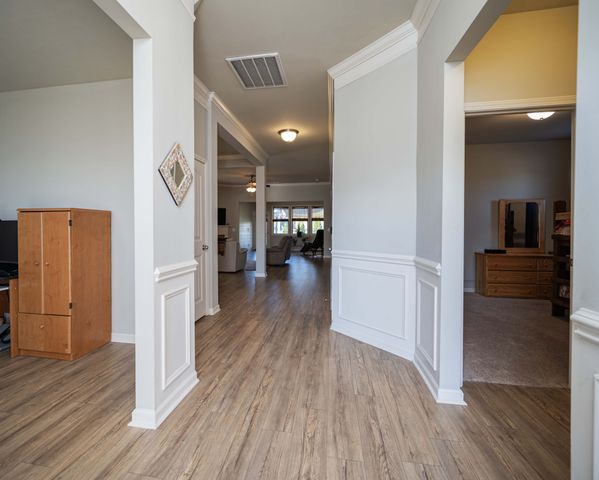 5111 General Eisenhower Dr, Murfreesboro, TN 37129