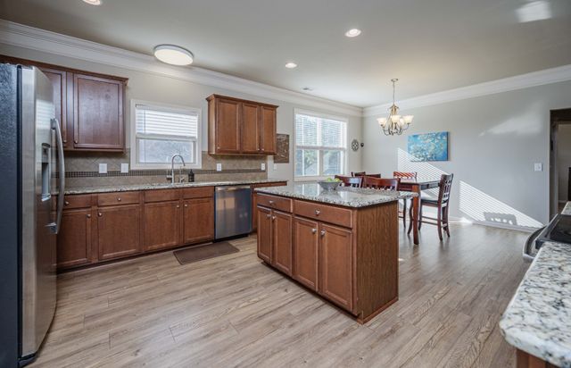 5111 General Eisenhower Dr, Murfreesboro, TN 37129