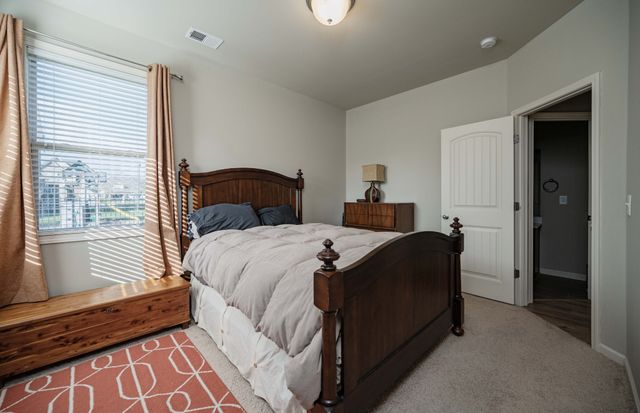 5111 General Eisenhower Dr, Murfreesboro, TN 37129