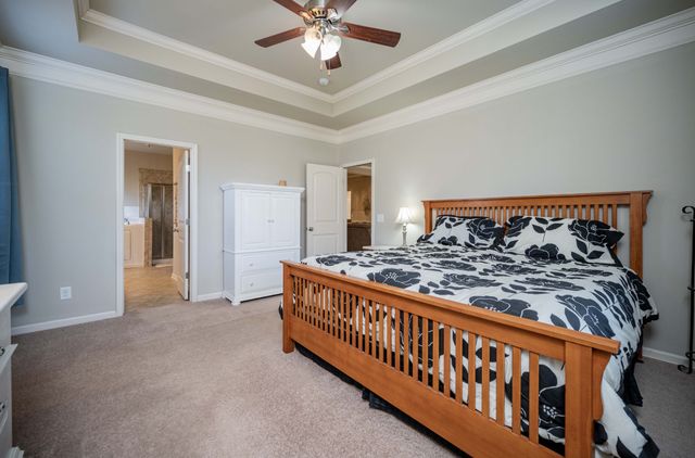 5111 General Eisenhower Dr, Murfreesboro, TN 37129