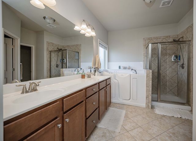 5111 General Eisenhower Dr, Murfreesboro, TN 37129