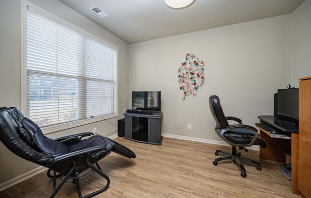 5111 General Eisenhower Dr, Murfreesboro, TN 37129