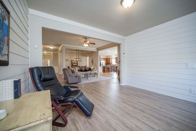 5111 General Eisenhower Dr, Murfreesboro, TN 37129