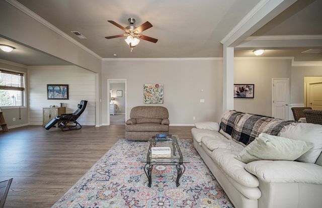 5111 General Eisenhower Dr, Murfreesboro, TN 37129