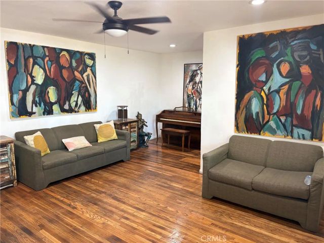 8441 Rincon Avenue, Sun Valley, CA 91352