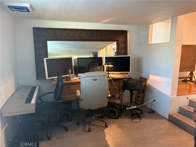 8441 Rincon Avenue, Sun Valley, CA 91352