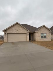 4561 Plymouth, Jonesboro, AR 72405