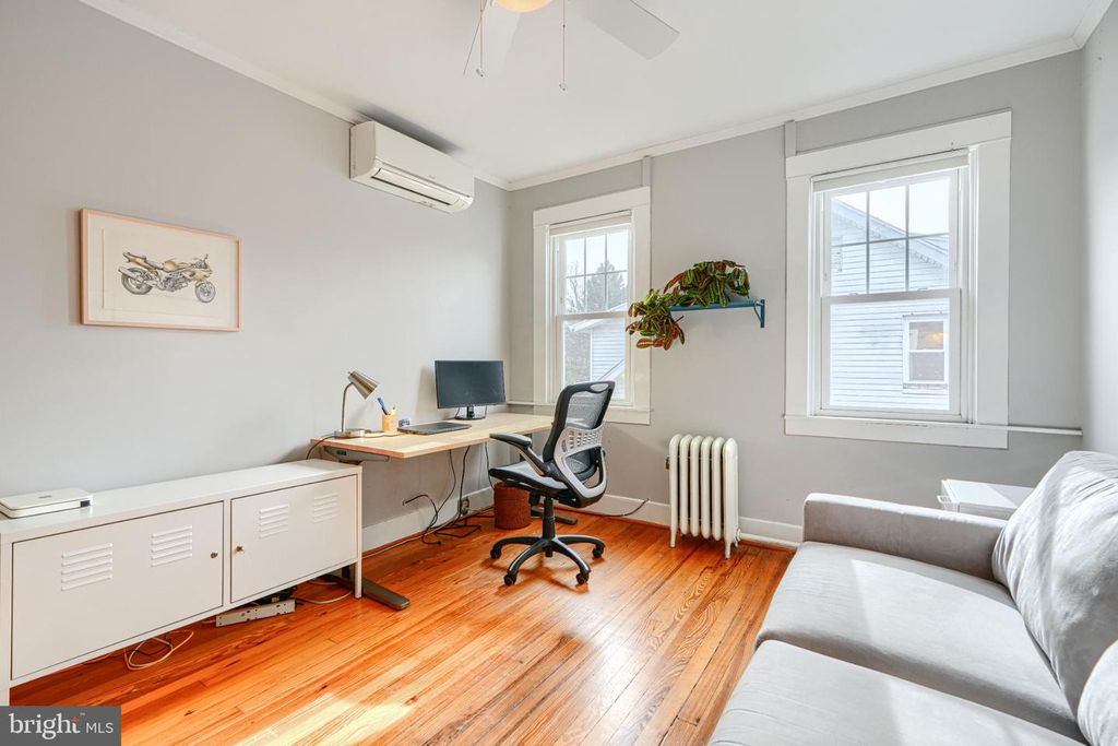 Image 31 of property listing at 5102 NORWOOD RD, Baltimore, MD 21212