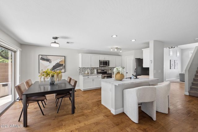 1394 E BETSY Lane, Gilbert, AZ 85296