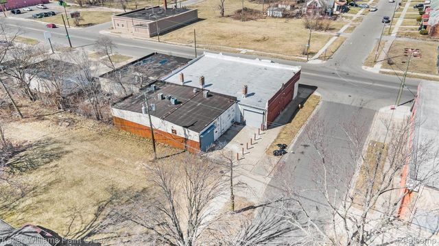 10415 Fenkell Street, Detroit, MI 48238