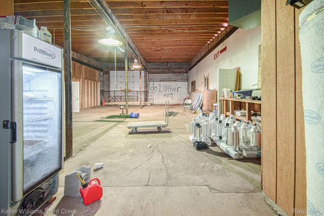 10415 Fenkell Street, Detroit, MI 48238