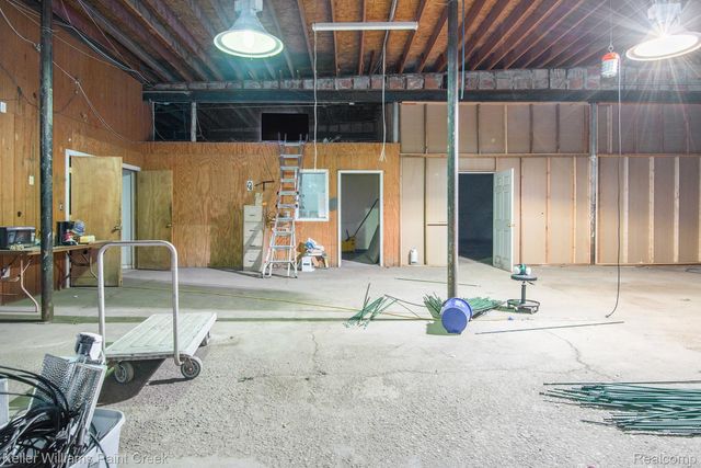 10415 Fenkell Street, Detroit, MI 48238