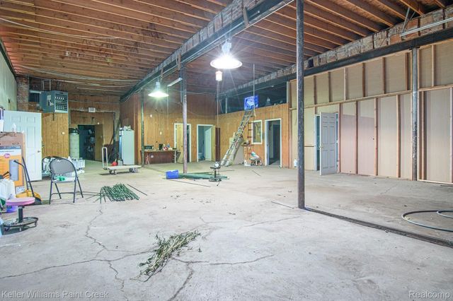 10415 Fenkell Street, Detroit, MI 48238