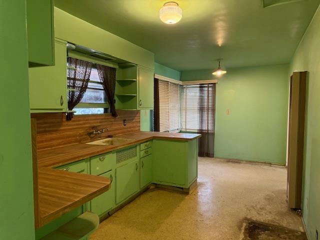 207 Howard Street, Clovis, CA 93612