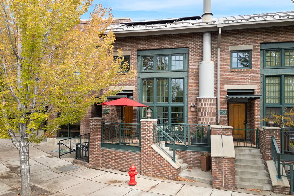 778 SW Industrial Way, Bend, OR 97702