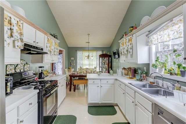 244 Adams Lake Drive, Lawrenceville, GA 30046