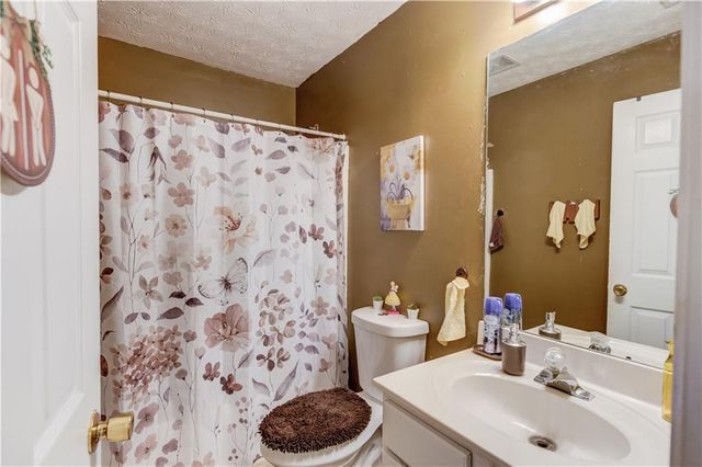 244 Adams Lake Drive, Lawrenceville, GA 30046
