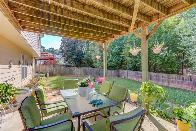 244 Adams Lake Drive, Lawrenceville, GA 30046
