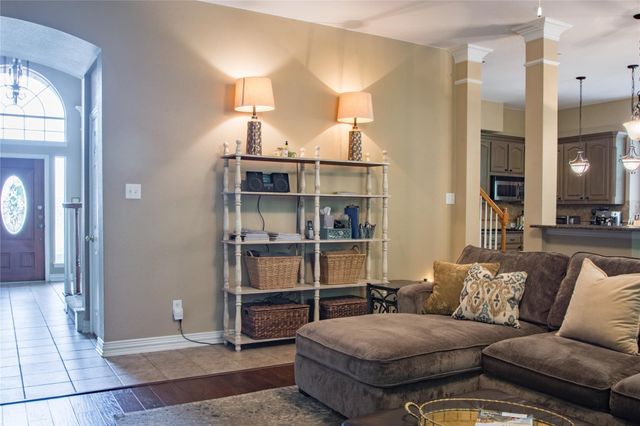 4504 Narrowbrook Drive, Flower Mound, TX 75028