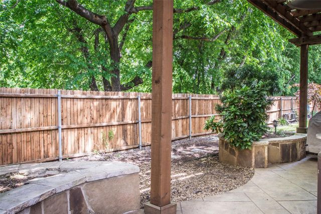 4504 Narrowbrook Drive, Flower Mound, TX 75028